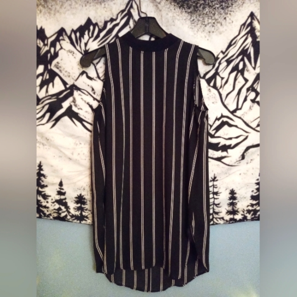 Beautiful tunic 🐦‍⬛